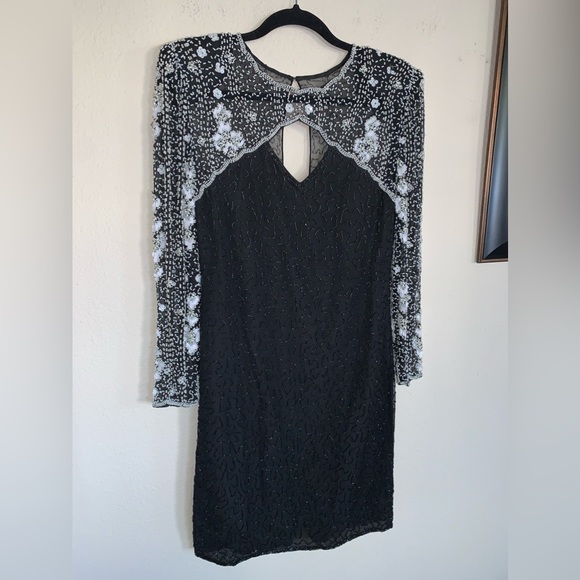 Stunning Laurence Kazar Long Sleeve Beaded Silk Dress - Picture 3 of 16